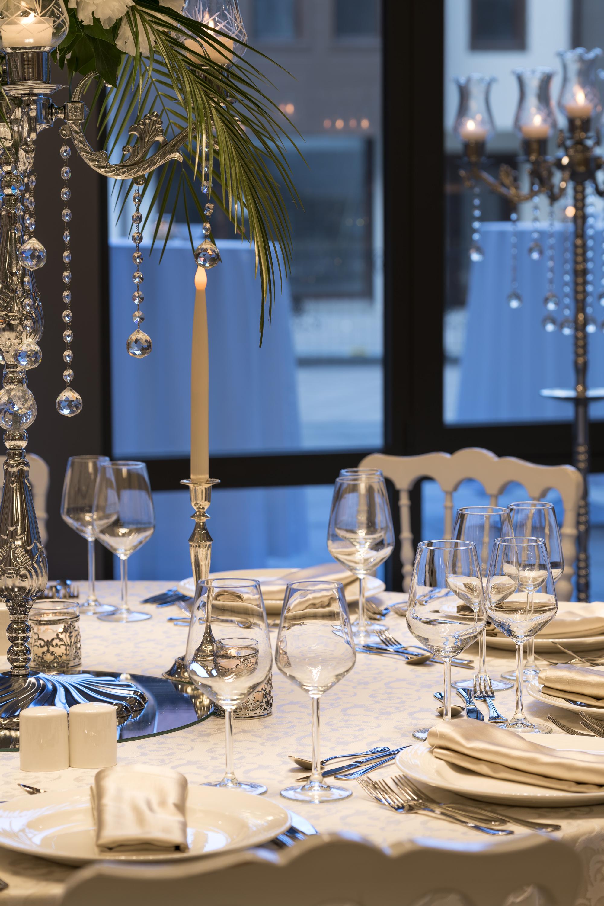 Millennium Istanbul Golden Horn Hotel Exterior photo A table set for a formal dinner
